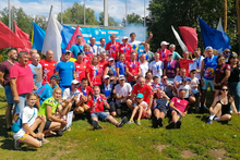 «Симбирск-Кроун» продолжает поддерживать биатлонистов России